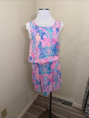 Lily Pulitzer Agee Romper Women’s size large.